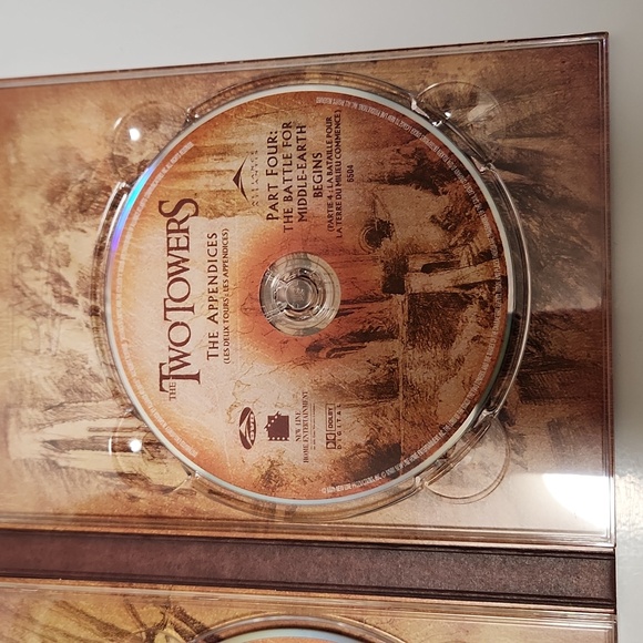The Lord of the Rings The Two Towers Special Extended DVD - Picture 8 of 12